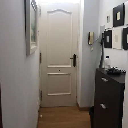 Virgen Del Camino Apartment
